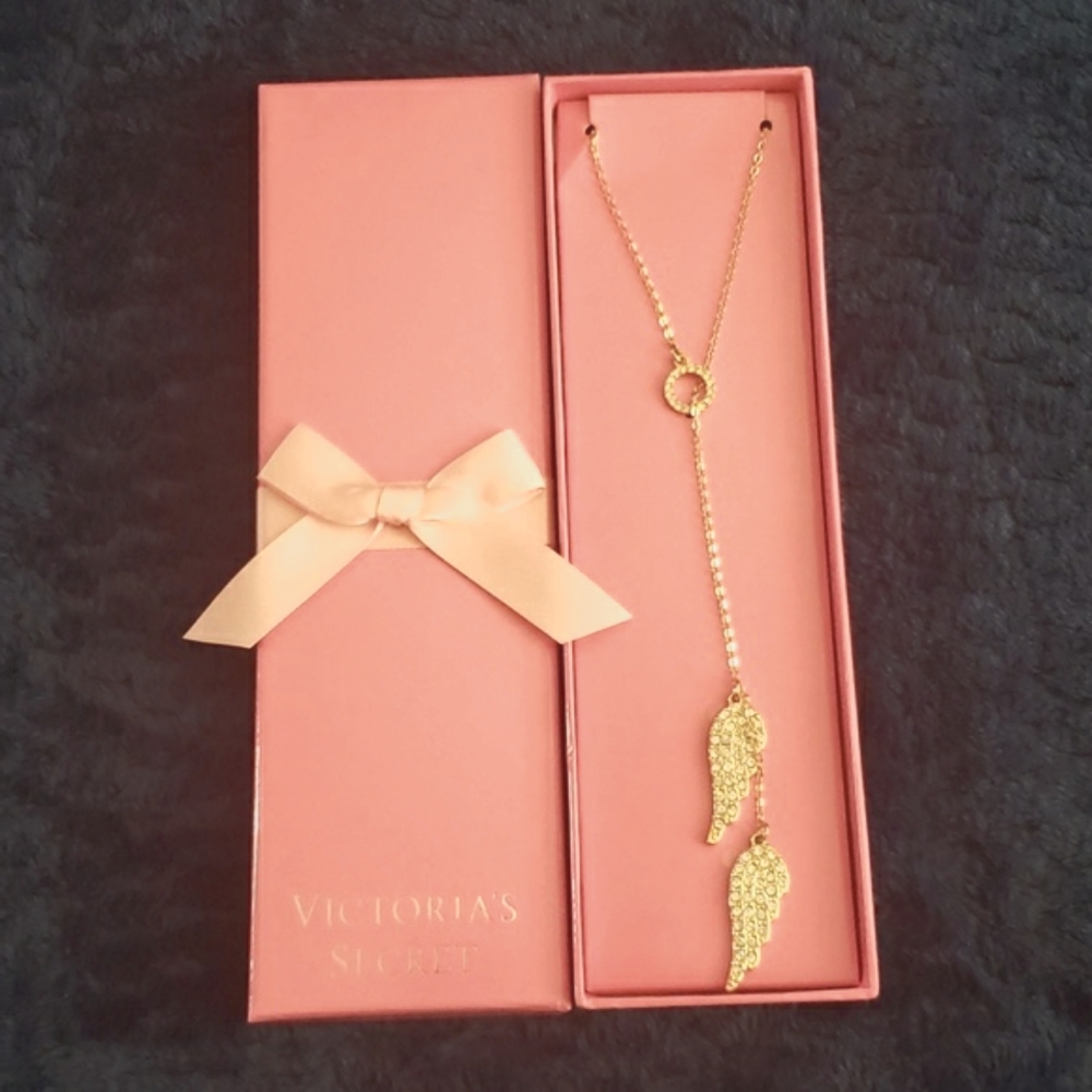 Victoria's secret necklace